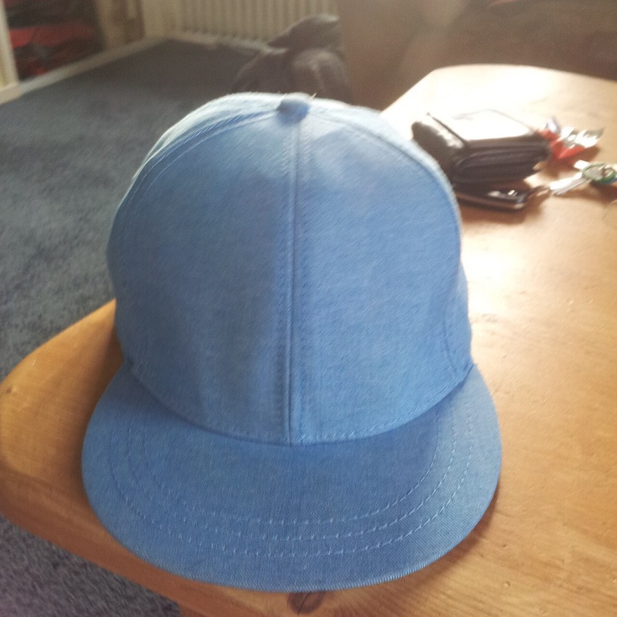 HEG Cap